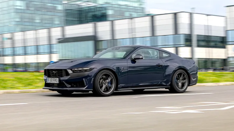 Test Drive Ford Mustang Dark Horse – Haos controlat