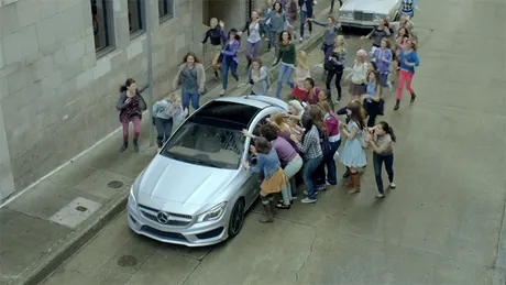 Reclamă la Mercedes-Benz CLA pentru Super Bowl