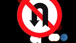 Codul Rutier 2025: Locurile unde este interzis să întorci în „U”. Amenzi uriașe și permis suspendat