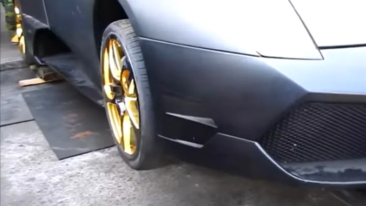 Un Lamborghini condamnat la moarte. Imagini cu un puternic impact emotional [VIDEO]