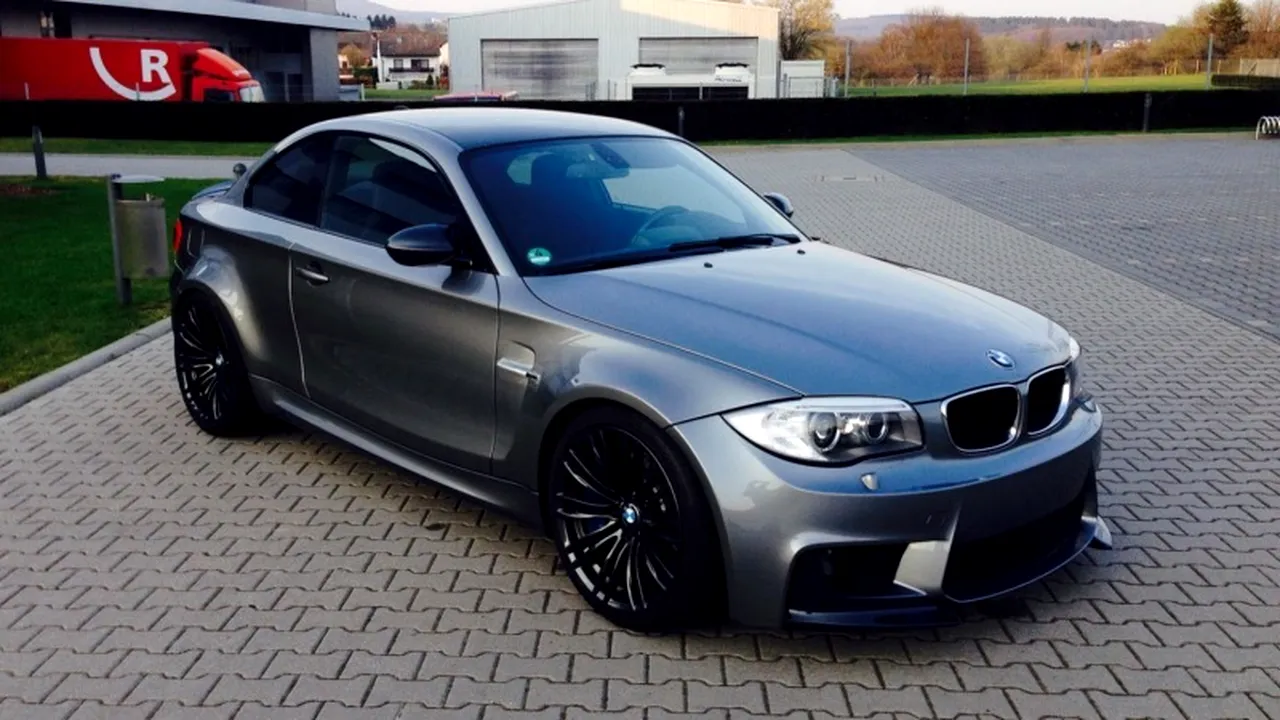 1-bmw-seria1-motor-v10-m5-front 