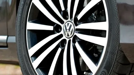 BCR vinde un Volkswagen Passat cu 4.500 de euro. Nimeni nu înțelege de ce costă atât