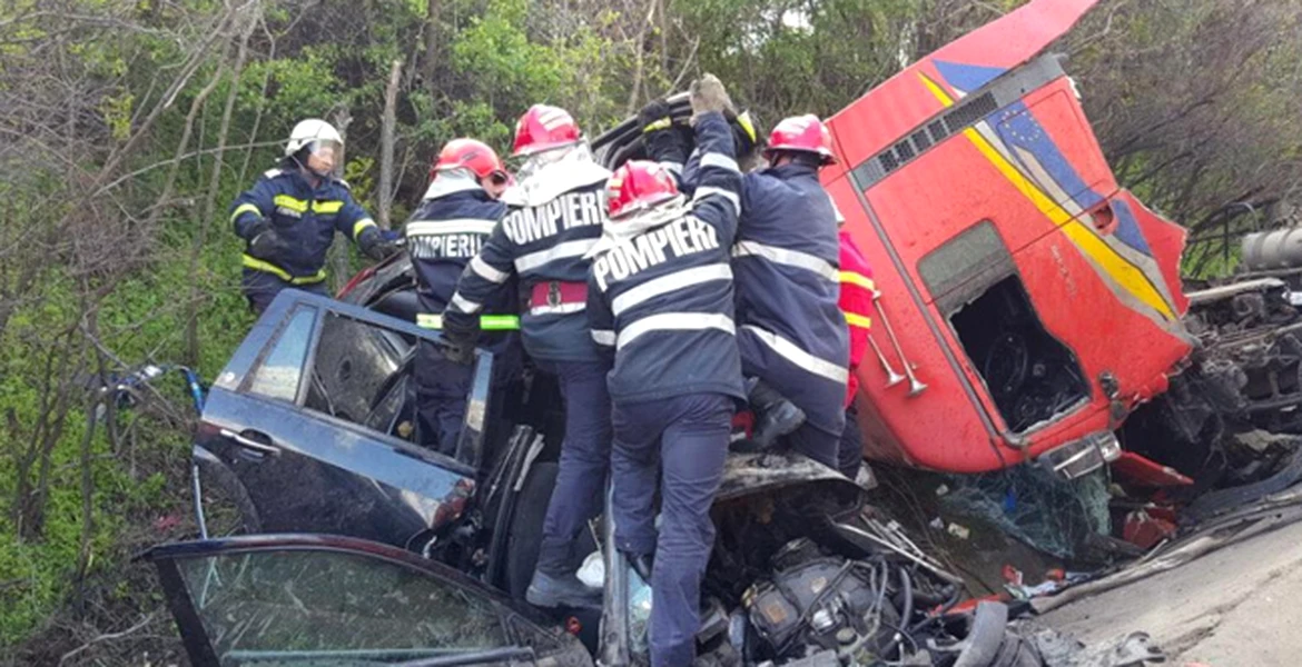 Descoperiri grave despre şoferul care a provocat accidentul în care au murit cinci oameni în Olt