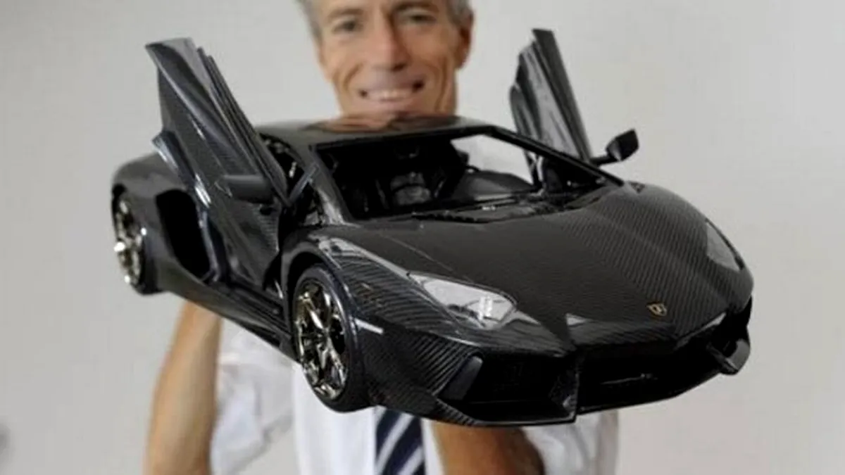 Macheta Lamborghini Aventador mai scumpă ca maşina reală!