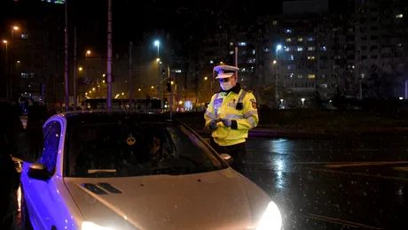 Șofer beat, cu permis anulat, urmărit de Poliție în Cluj. În mașină erau 7 copii, inclusiv un bebeluș