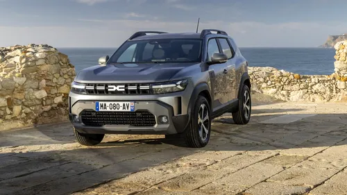 Britanicii, fascinați de Dacia Duster. A fost ales cel mai bun SUV compact din 2026