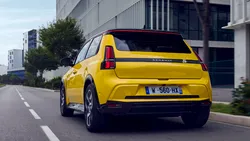 O companie din România și-a dublat numărul stațiilor de încărcare a mașinilor electrice. Are peste 1.100 de unități