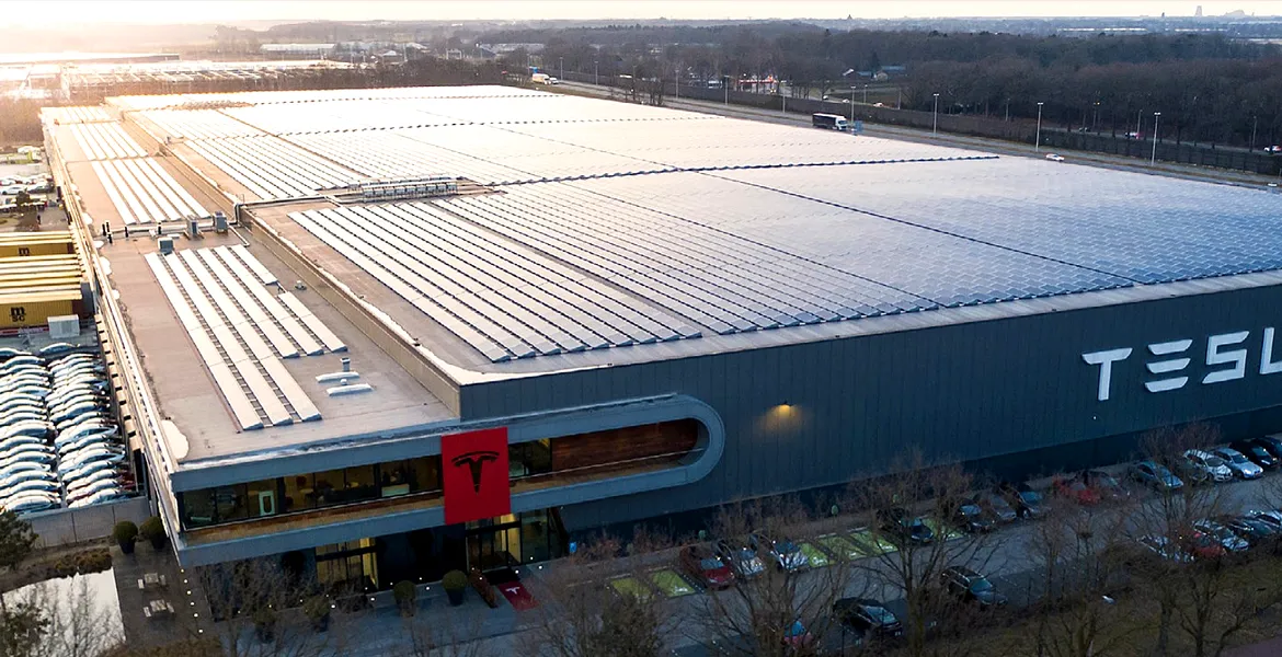 Șoc în Germania: Tesla ar putea primi subvenții pentru construirea fabricii de lângă Berlin