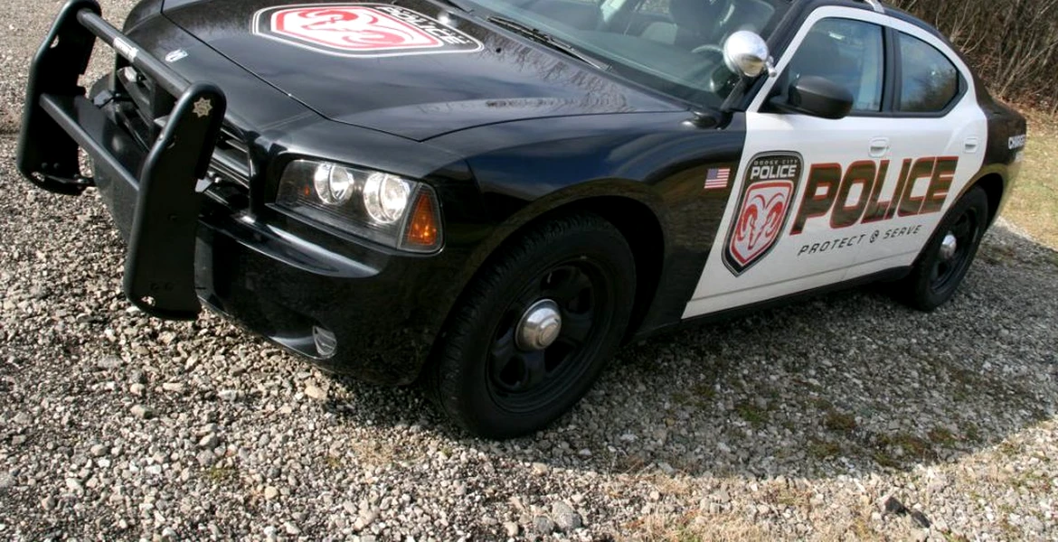 Dodge verifică 20.000 de maşini de Poliţie