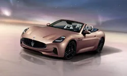Maserati lansează GranCabrio Folgore, decaptotabila electrică cu peste 800 CP