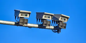 Niciunul dintre noile radare fixe nu poate fi folosit pentru a aplica amenzi. CNAIR: „Apelăm la bunul-simț al șoferilor”