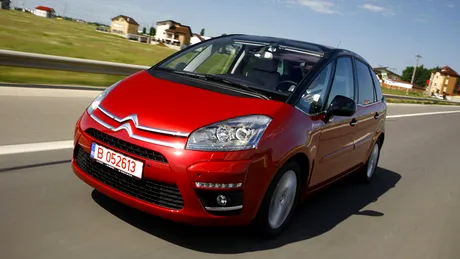 Am testat Citroen C4 Picasso facelift