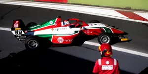 Performanță spectaculoasă pentru un român în Formula 4. David Cosma Cristofor pleacă din pole position la Vallelunga