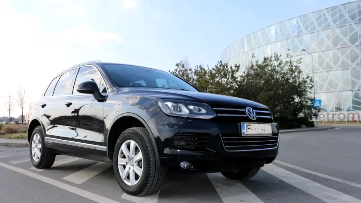 Magicianul Robert Tudor își vinde mașina. Cât cere pe SUV-ul care nu poate să... 