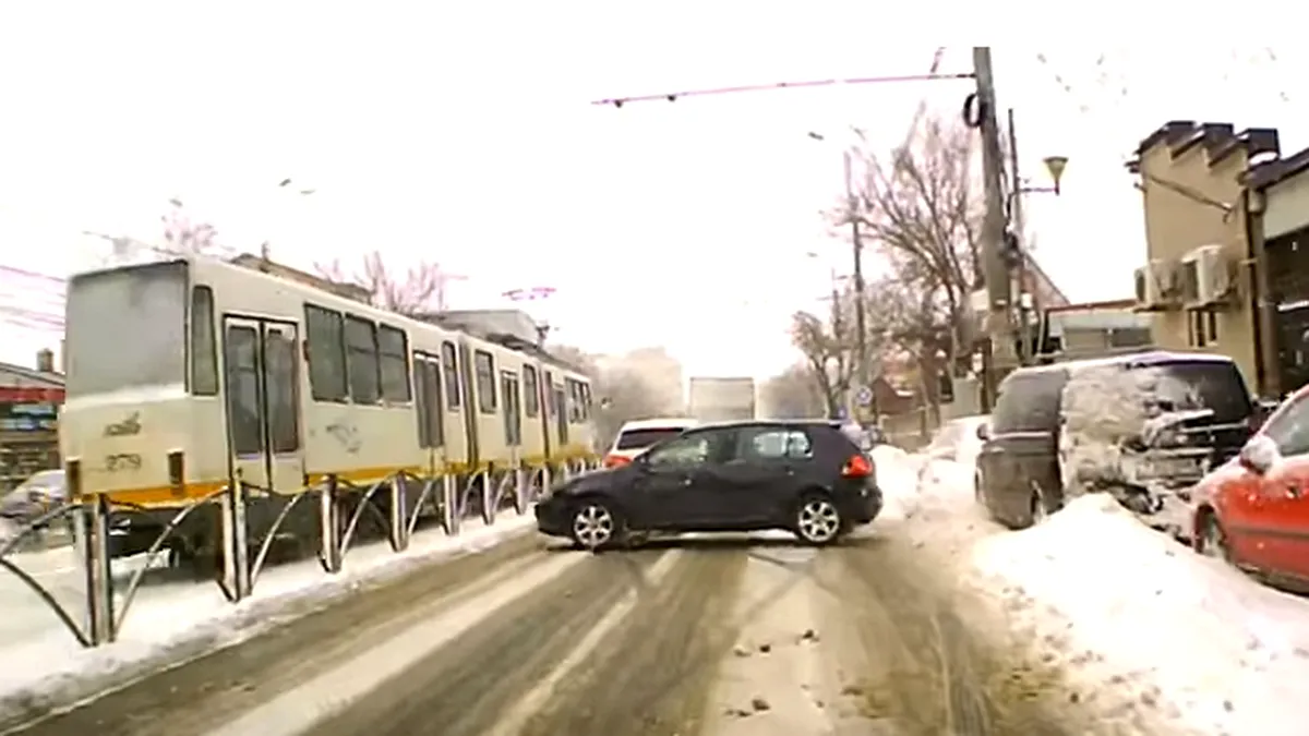 VW Golf a luat premiul pentru cel mai frumos derapaj în Bucureşti- VIDEO