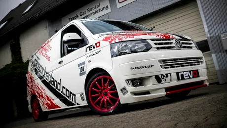 Aceasta este cea mai rapidă dubă de pe Nurburgring