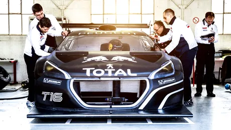 Sebastien Loeb testează monopostul Peugeot 208 T16 înainte de Pikes Peak. VIDEO