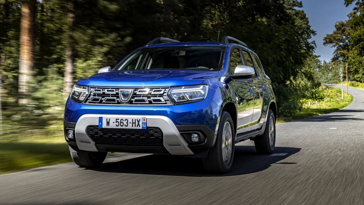 Primul test drive cu Dacia Duster facelift: La răscruce de drumuri