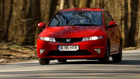 Test scurt cu Honda Civic GT