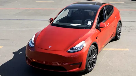 Tesla a construit mașina cu numărul 1 milion