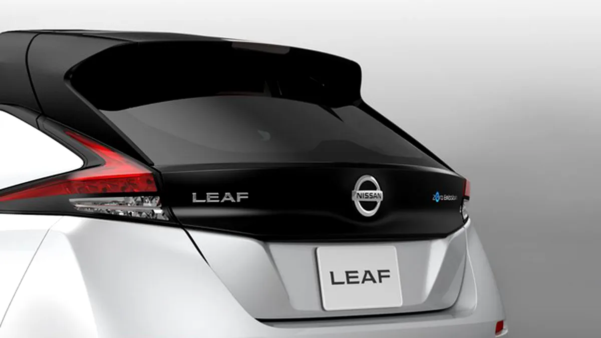 Tesla Roadster are un nou rival: Nissan Leaf Open Car - FOTO