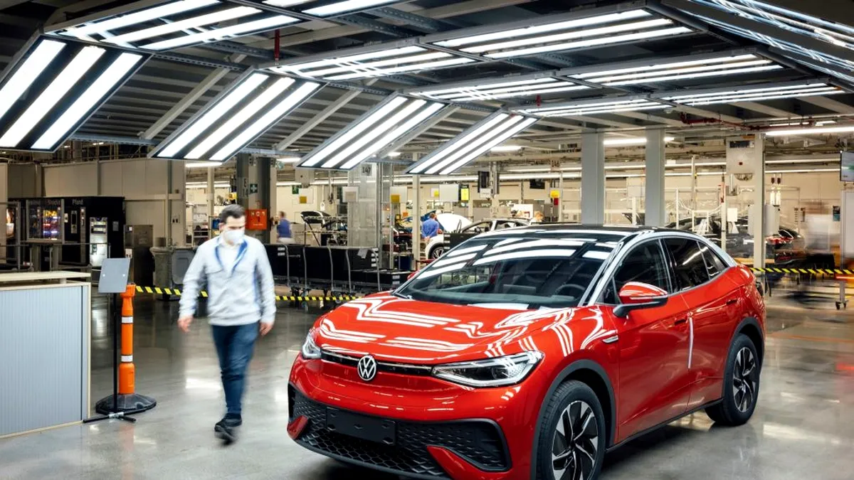Volkswagen a dat startul producției noului model electric ID.5