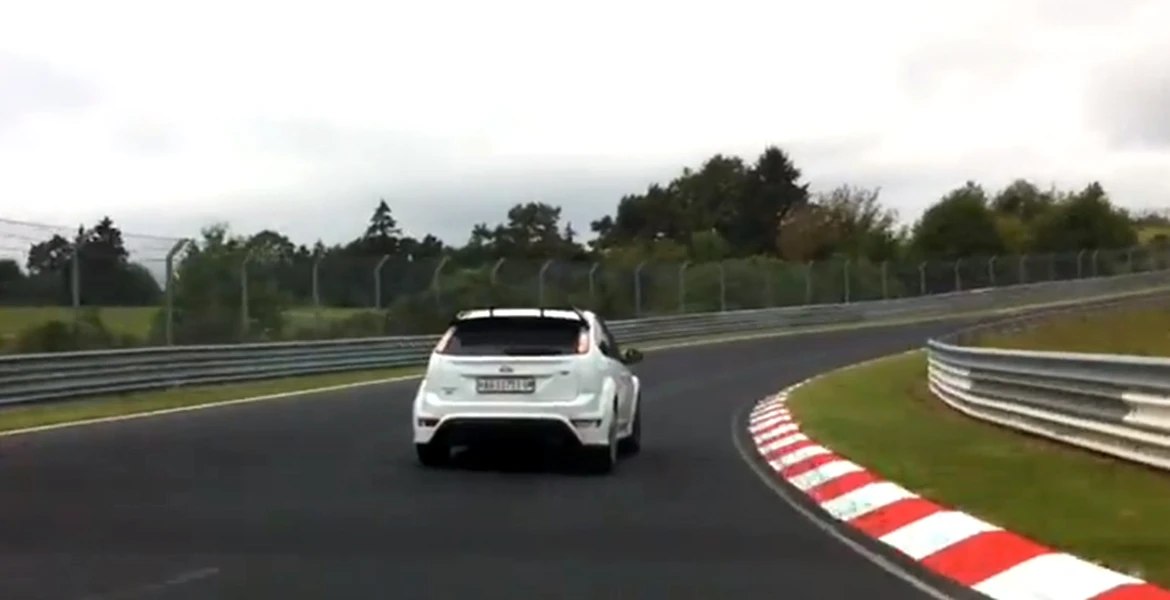 VIDEO: Volkswagen Scirocco R vs. Ford Focus RS, pe Nurburgring