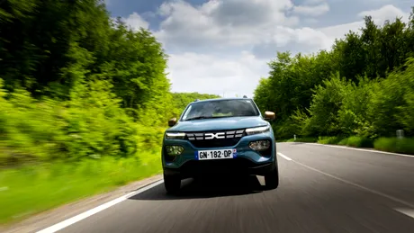 Dacia Spring are concurență. Noul Citroen e-C3 oferă mai multă autonomie, dar merită diferența de preț?