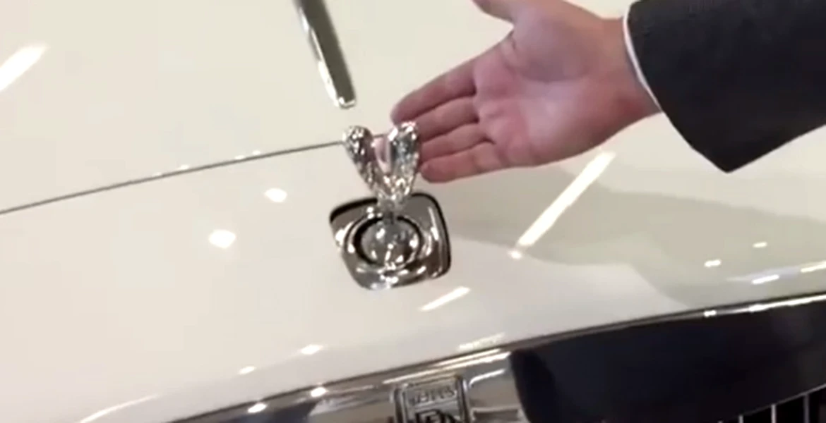 Poate fi furat ornamentul de pe capota unui Rolls-Royce? – VIDEO