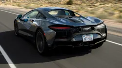 McLaren se pregătește să renunțe la modelul hibrid Artura, începând cu anul 2028