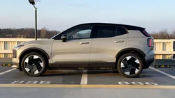 EX30, EX90 și XC60: modelele-cheie pentru Volvo în 2025