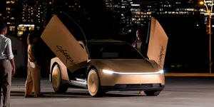 Un avion de marfă al Amazon a ieșit de pe pistă, oprindu-se la doar câțiva metri de o flotă de robotaxi-uri Tesla Cybercab