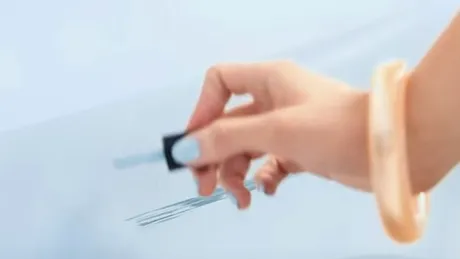 S-a lansat oja care acoperă zgârieturile de pe maşină - VIDEO