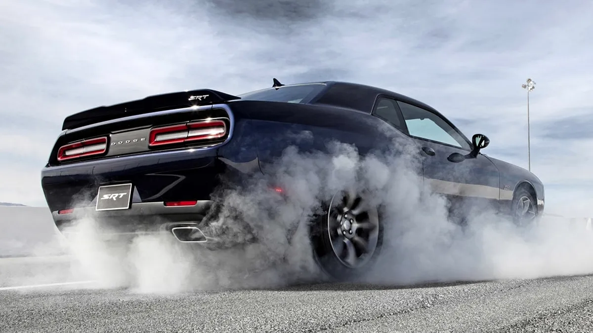 Dodge Challenger SRT Hellcat este noua torpilă sol-sol de la americani