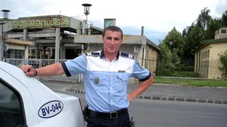 Poliţistul Marian Godină, amendat de colegii săi