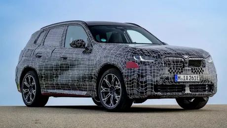 Avem primele imagini oficiale cu noul BMW X3. SUV-ul va fi lansat anul acesta