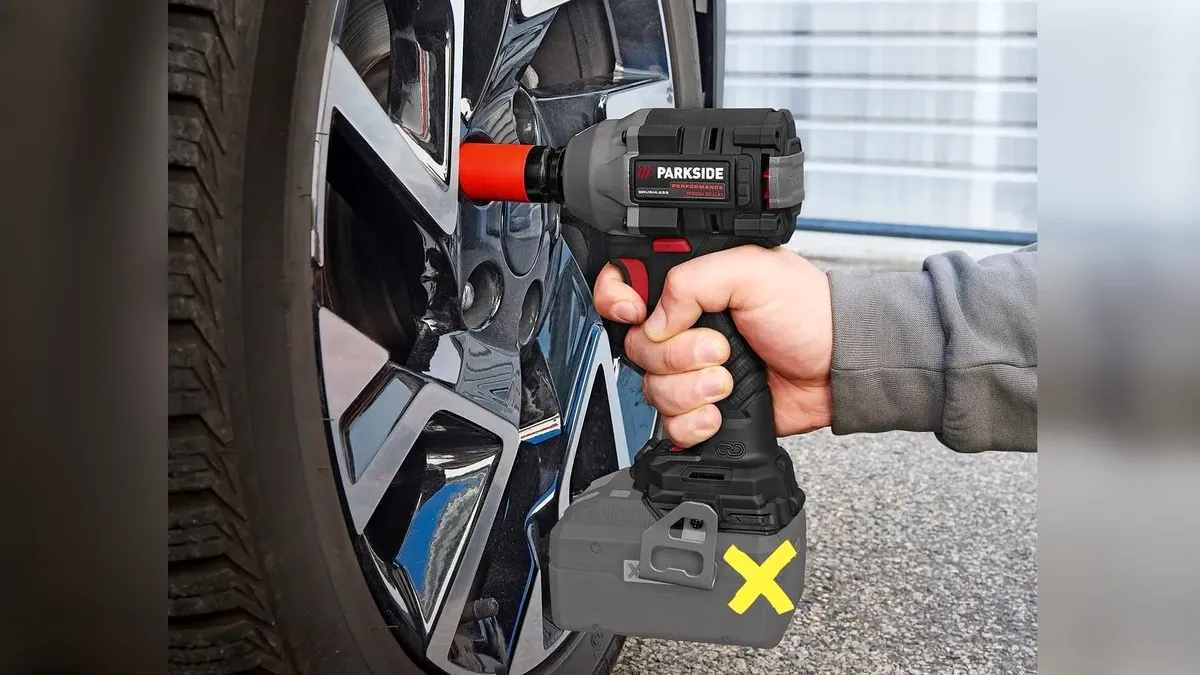 Sculele Parkside Performance revin joi la Lidl: Trei produse utile pentru posesorii de automobile