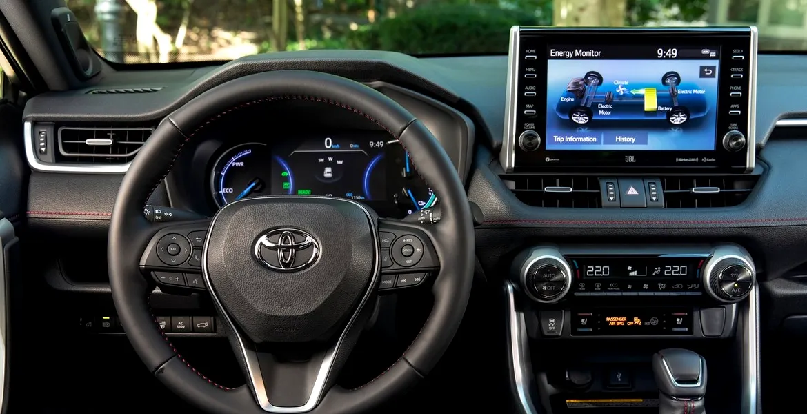 Toyota și Mazda au suspendat livrările pentru mai multe modele produse în Japonia. Motivul ar fi manipularea testelor de siguranță și emisii