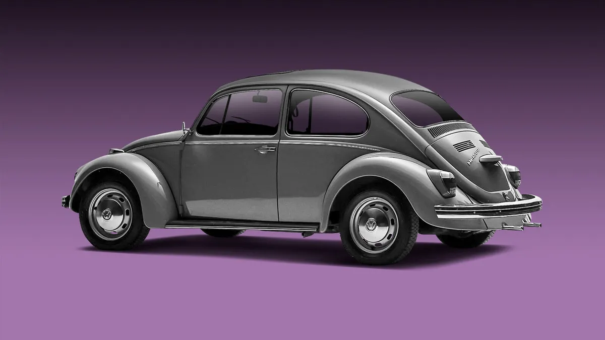 Un Volkswagen Beetle din 1967 a făcut senzație la RAR. Detaliul tehnic care face acest model special