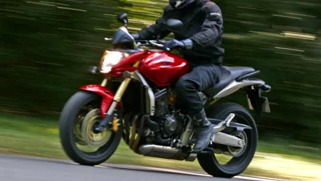 Honda CB 600F Hornet - test în RO