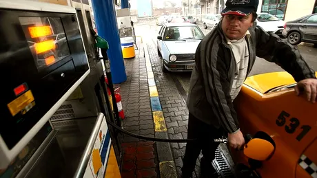 Harta preţurilor din Europa: salariul minim VS preţurile la carburanţi. La un venit de 7 ori mai mare, luxemburghezii plătesc pe carburant mai puţin decât românii