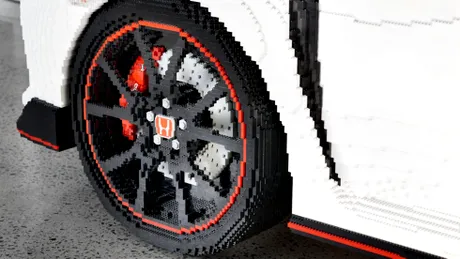 O Honda Civic Type R în mărime naturală construită din Lego - FOTO