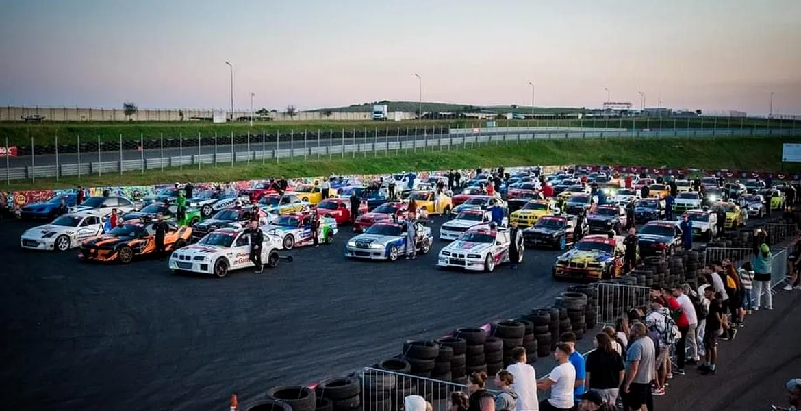 Super spectacol de drift în Mureș. Cea mai puternică mașină din competiție are 1.000 CP