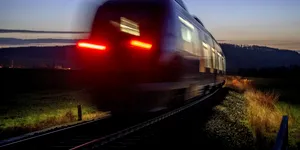 Tren de mare viteză, oprit de urgență pentru că s-a terminat hârtia igienică. S-a întâmplat în Germania