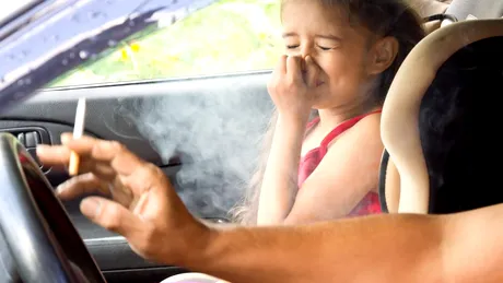 Ce trebuie să știe fumătorii care călătoresc cu mașina în străinătate