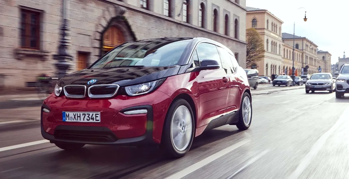 BMW a vândut mai mult de 140.000 de vehicule electrificate (cu baterii şi plug-in hibride) în 2018