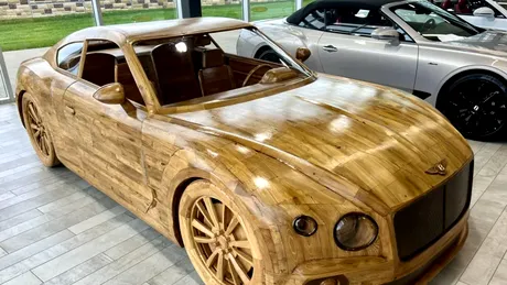 Un Bentley din lemn se vinde pe eBay cu aproape 100.000 de dolari
