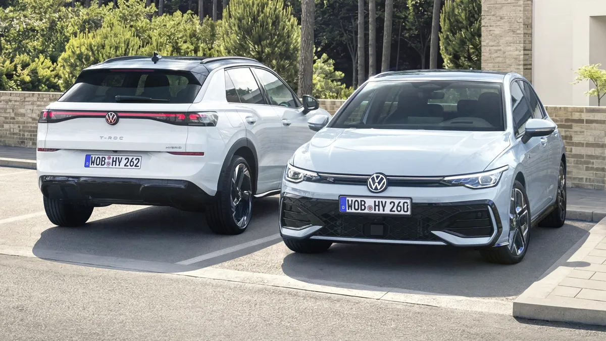 Volkswagen începe vânzările în avans pentru Golf 8 și T-Roc Hybrid. Sistemul produce 170 de cai putere