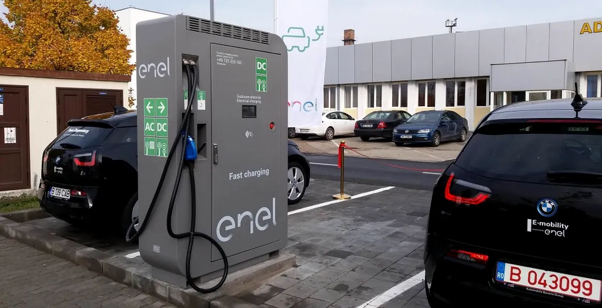 Enel ar putea deschide 700 de staţii pentru încărcarea maşinilor electrice în România