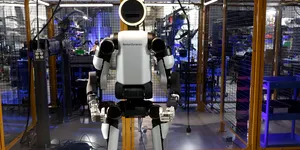 Un mare producător auto din Asia va folosi roboți umanoizi în fabrici. Ce poate face modelul Atlas?